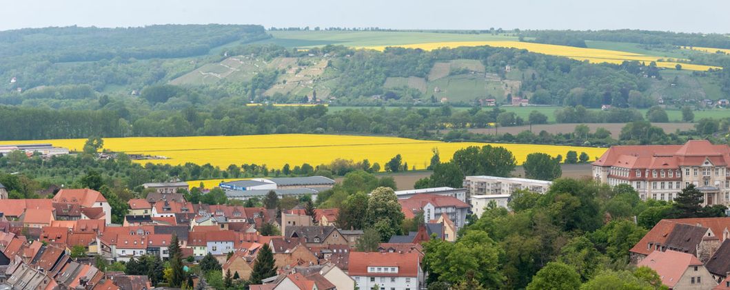 Für Sie vor Ort in Naumburg - SUPERCLEAN GbR Textilpflege & Änderungsschneiderei in Naumburg